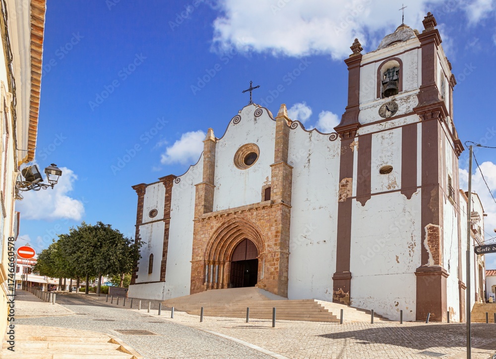 Fototapeta premium Silves Cathedral facade Algarve Portugal
