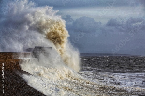 Porthcawl giant waves