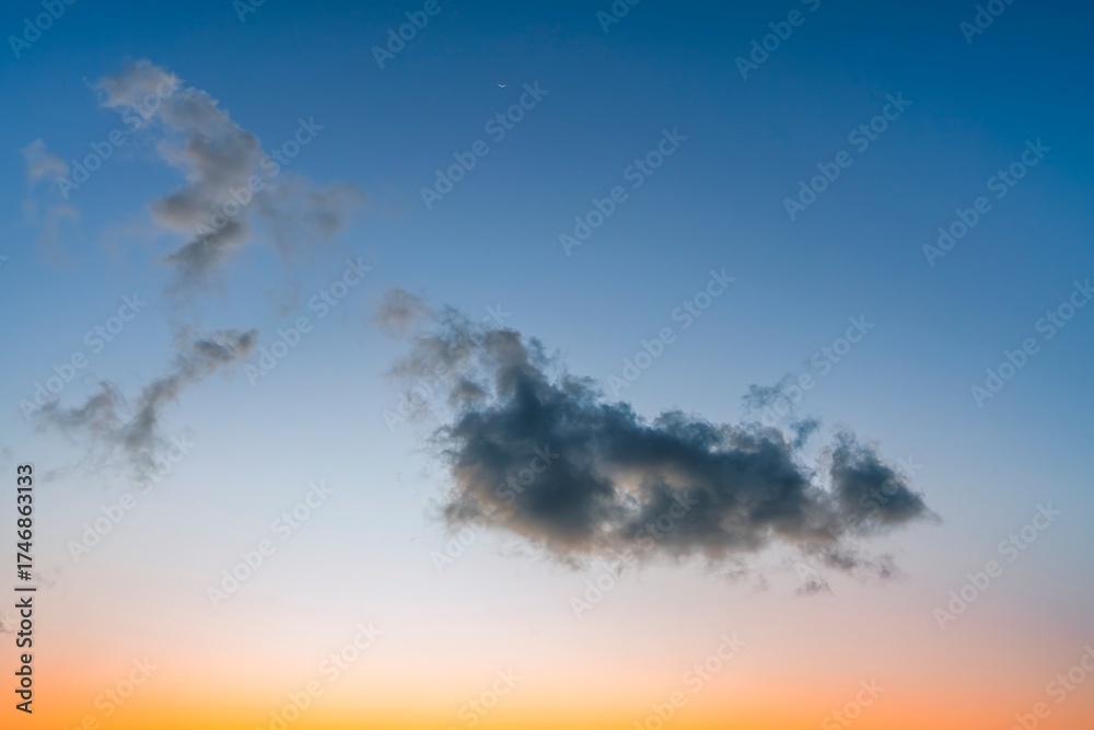 Fototapeta premium Sky with clouds above ocean