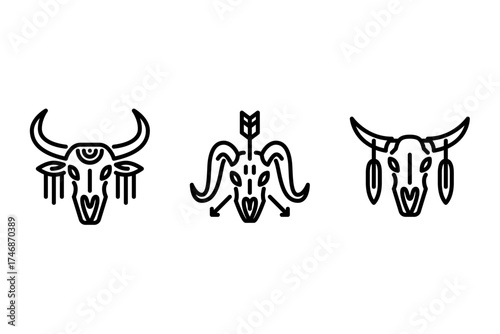 Ethnic animal Skull outline icon. Tribal Skull line art illustration.