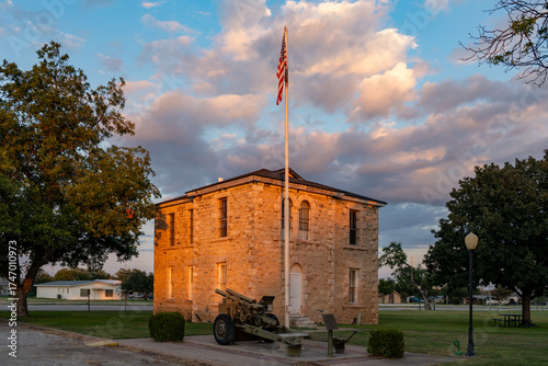 фотографія Old Schleicher County Jail in Eldorado, Texas