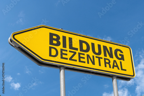 Cuadro en lienzo Dezentrale Bildung, Wegweiser