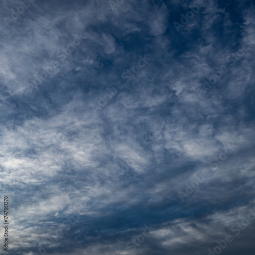１０月の空