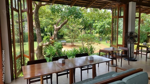Photos tables in a beachfront restaurant