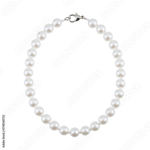 Elegant white pearl necklace for fashion and luxury