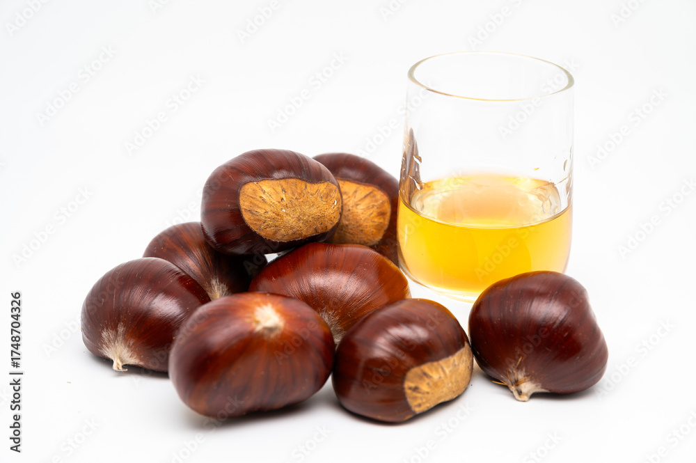 Obraz premium Still life of three typical autumn fruits