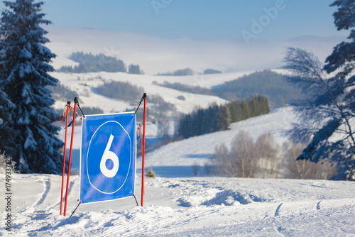 Stacja narciarska Master-Ski w Tyliczu zimą.