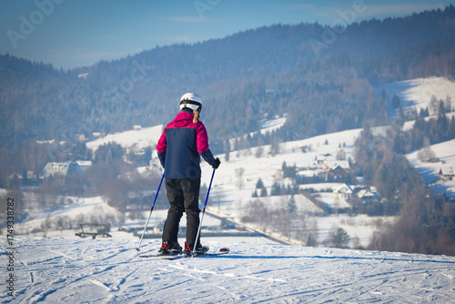 Stacja narciarska Master-Ski w Tyliczu zimą.