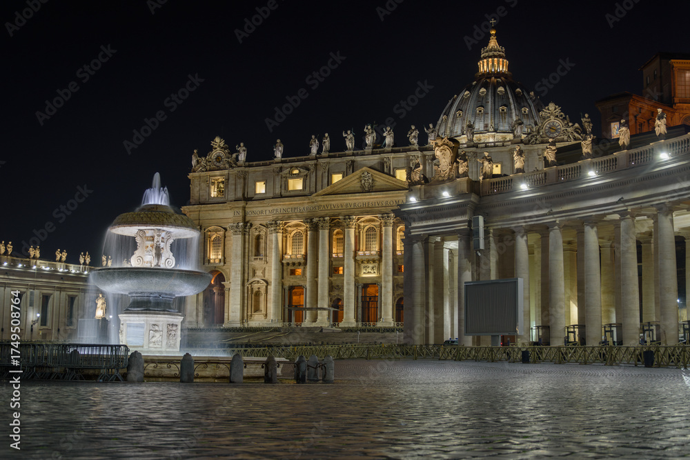 Fototapeta premium St. Peter’s Basilica Illuminated at Night, Vatican City