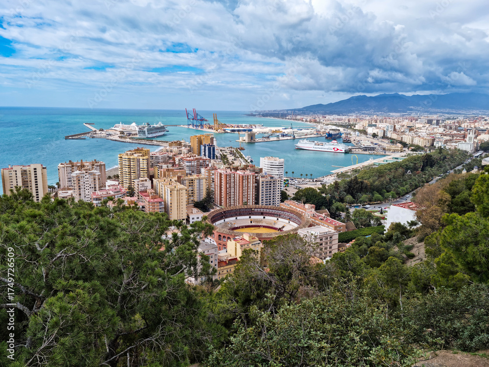 Fototapeta premium Malaga, Spain - Panoramic view from the Mirador de Gibralfaro