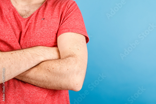 Confident man wearing red s...
