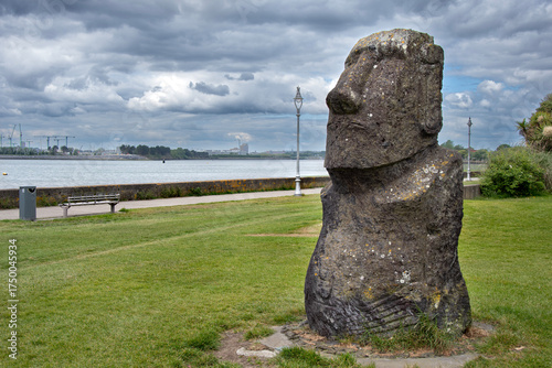 Canvas Print Moai statue in Dublin