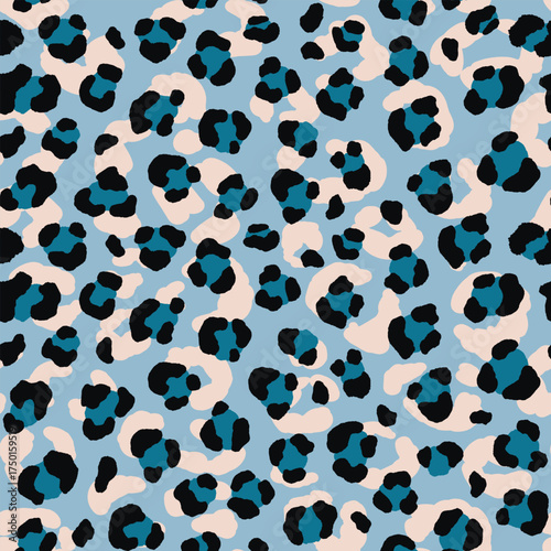 Abstract modern leopard seamless pattern. Animals trendy background. Color decorative vector stock illustration for print, card, postcard, fabric, textile. Modern ornament of stylized skin.