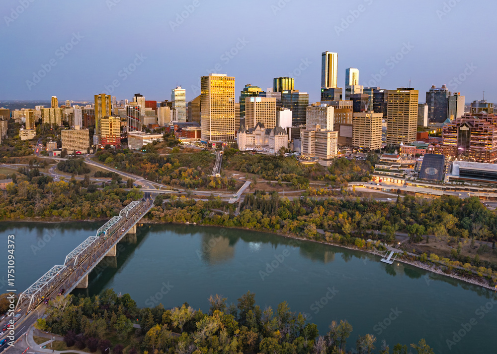 Fototapeta premium Aerial view of downtown Edmonton skyline at sunrise, Alberta, Canada