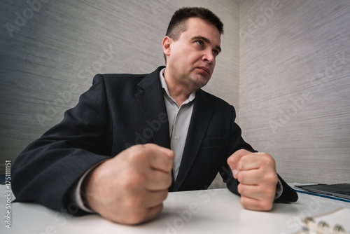 Obraz na płótnie Dealing with anger at work