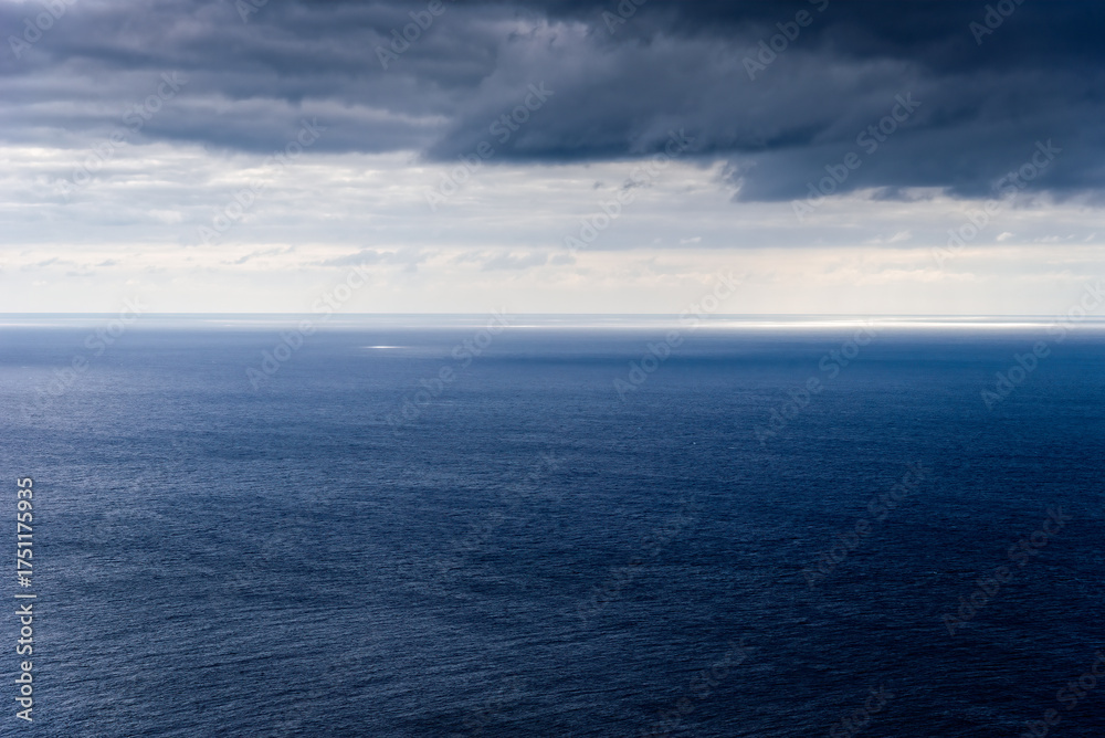 Obraz premium Sao Miguel Ocean and Dramatic Sky