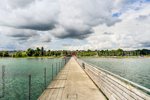 Altnau, Bodensee, Seeufer, Seerundfahrt, Hafen, Schiffe, Boote, Bootssteg, Schilf, Wasservögel, Naturschutz, Uferweg, Wanderweg, Sommer, Ostschweiz, Thurgau, Schweiz