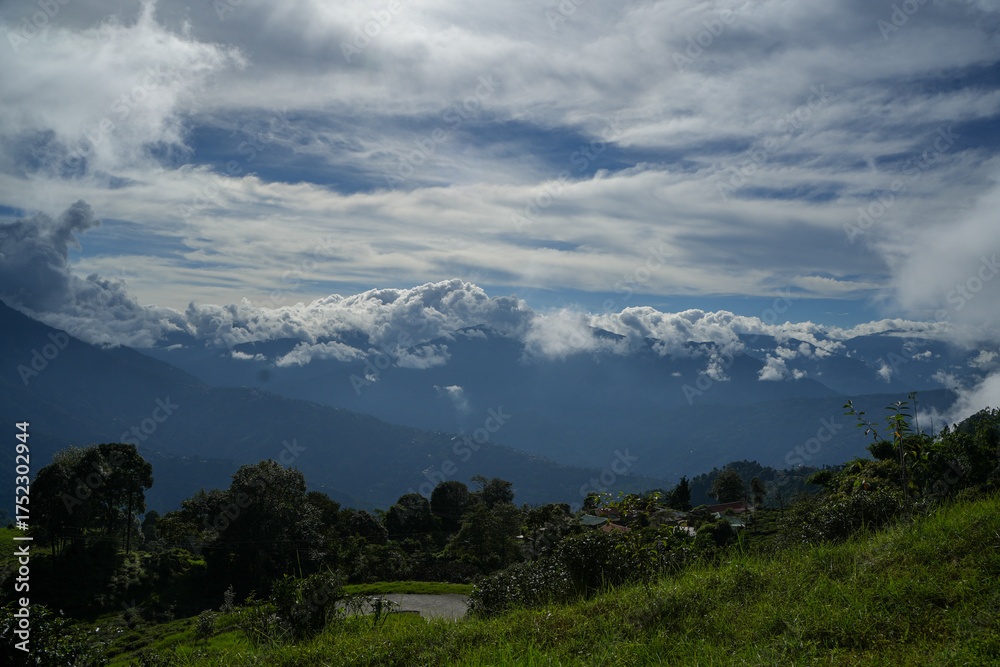 Obraz premium mountain landscape with clouds and mountains