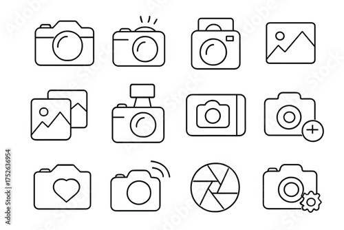 Modern photo line icon set with camera and photo symbols, vector linear collection for web, apps, design, cards, transparent background, minimalistic photography elements