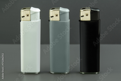 3 Feuerzeuge Set Elektronik nachfüllbar Lighters