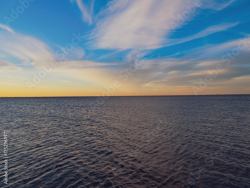 Fototapeta Naklejka Na Ścianę i Meble -  sunset on the sea