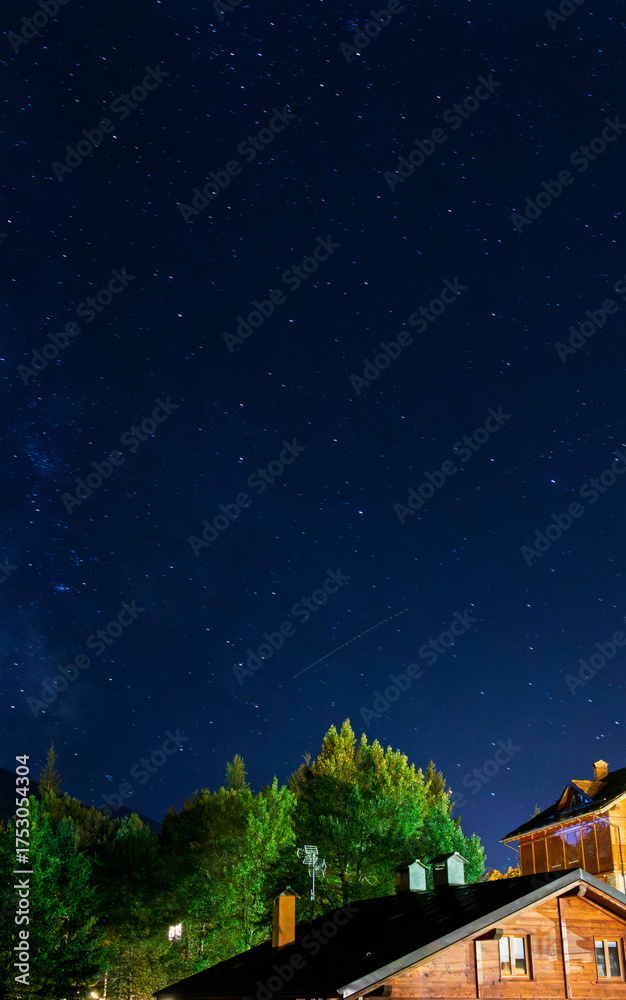 Fototapeta premium starry sky over Pragelato, Val Troncea 