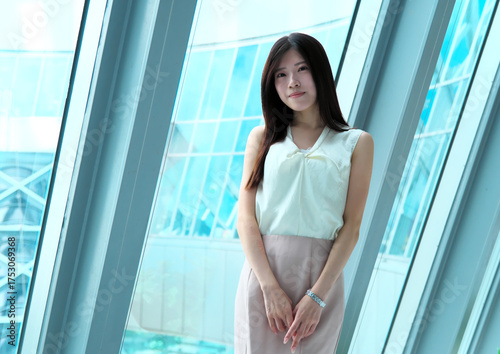 Bright and Stylish Career Woman in Osaka's Umeda Skywalk Free Download Bright and Stylish Career Woman in Osaka's Umeda Skywalk - GFXLoad