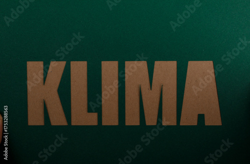 Text 'Klima' on green backg...