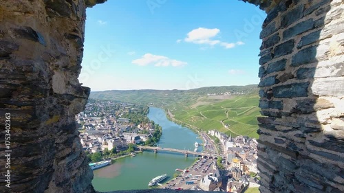 Bernkastel-kues panoramic view from landshut castle ruins