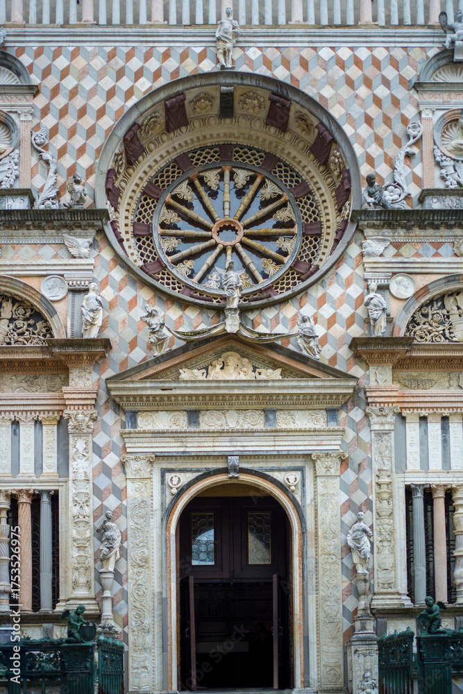 Fototapeta premium BERGAMO E BERGAMO ALTA ITALIA
