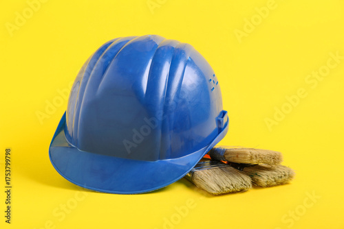 Blue hardhat with brushes o...