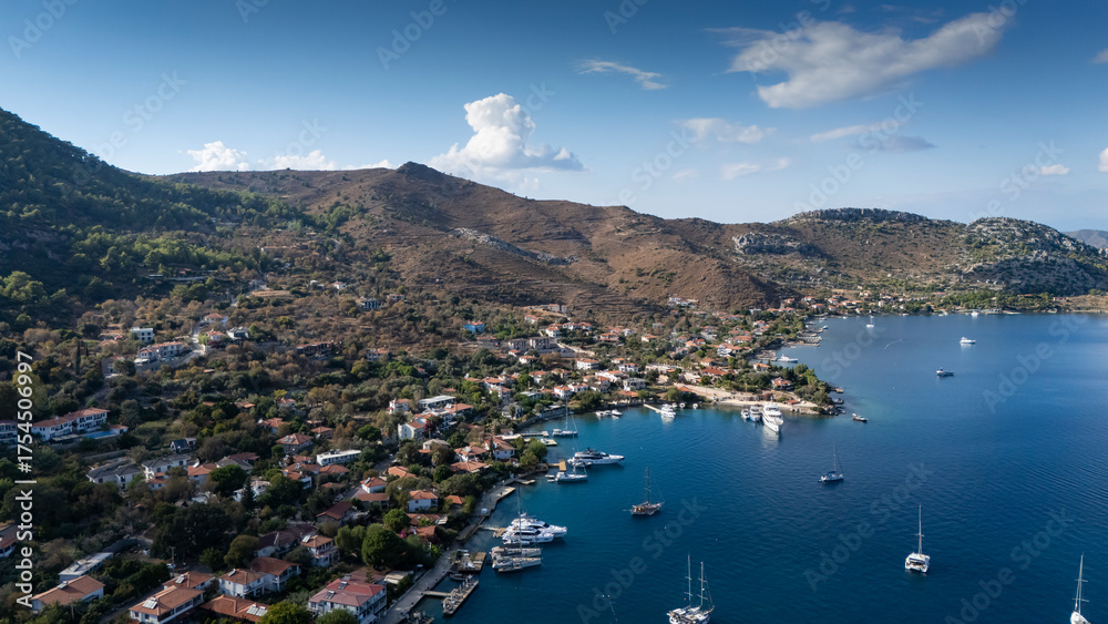 Obraz premium Aerial View of Selimiye Bay and Sailboats in Marmaris, Turkey