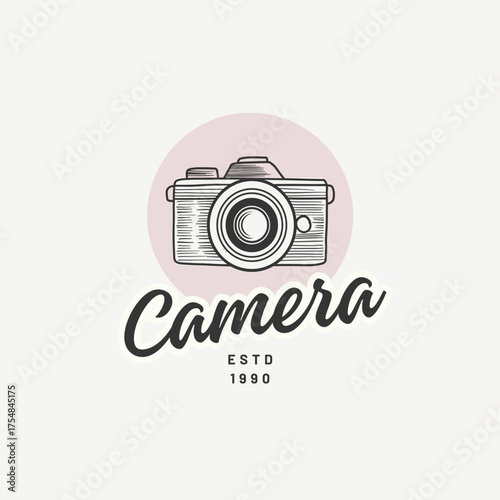 Vintage camera logo design captures creative essence and brand legacy with retro charm and timeless appeal