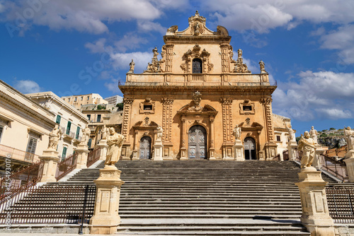 Tableau sur toile Duomo Di San Pietro de Apostolo Cathedral in Modica, Sicily
