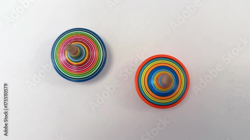 Spinner color