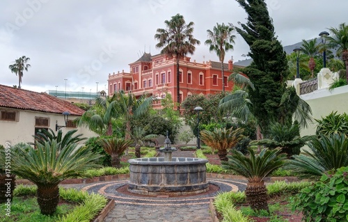 jardin et ville de la Orotava à Tenerife