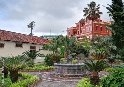 jardin et ville de la Orotava à Tenerife