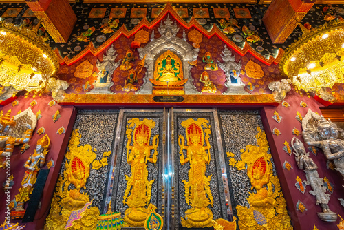 Wat Si Don Mun in Chiang Mai, Thailand, shines with golden details and elegant Lanna architecture, reflecting the beauty and spiritual charm of Northern Thai culture.