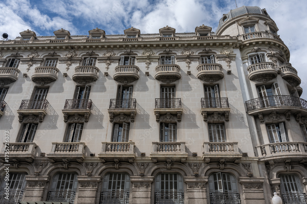 Fototapeta premium Typical architecture of Granada, Spain