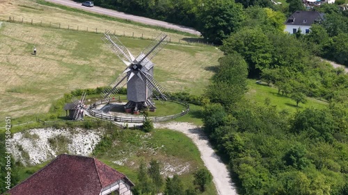 Le moulin de Dosches au coeur du parc naturel de la forêt d'Orient dans le département de l'Aube.