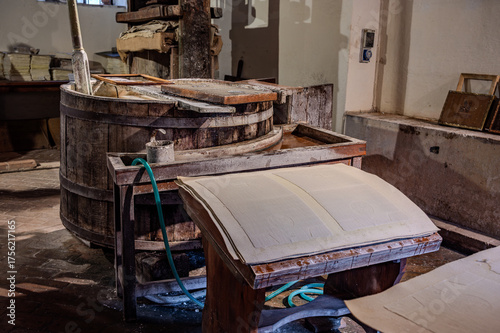 The museum preserves the centuries-old tradition of papermaking that makes Fabriano unique in Europe. Inside, it houses a faithful reproduction of the medieval hand-made paper fulling mill.