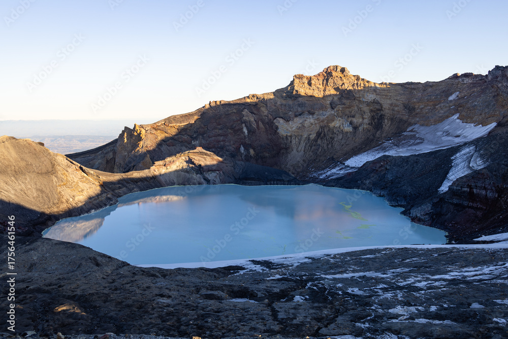 Naklejka premium Summit of Mt. Ruapehu in Tongariro National Park, New Zealand, at Sunset