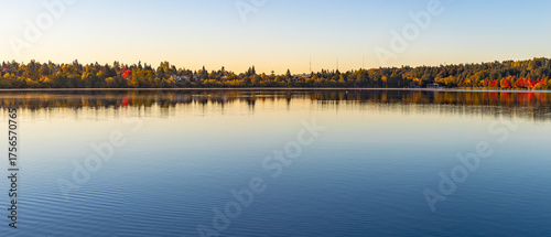 Φωτογραφία Green Lake in Seattle on a Fall Morning