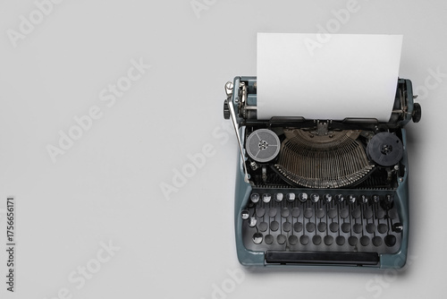 Vintage typewriter with bla...