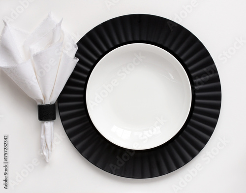Black Fluted Charger with White Round Plate