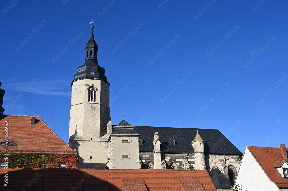 Fototapeta premium Kirche und Rathaus in Laucha an der Unstrut