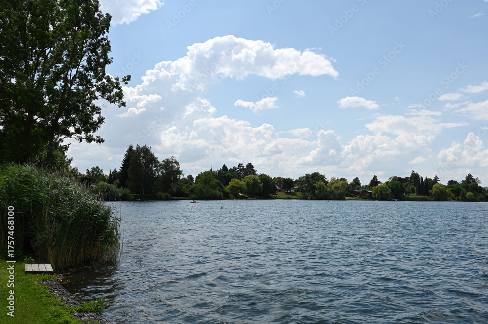 Fototapeta premium Trais-Horloffer See in der Wetterau