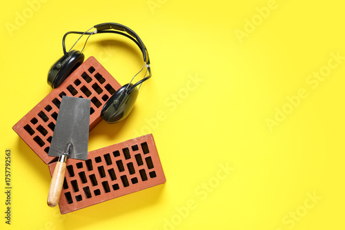 Bricks with protective head...