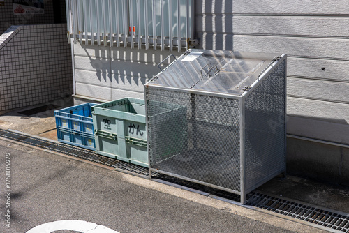 賃貸物件に設置されたゴミステーション