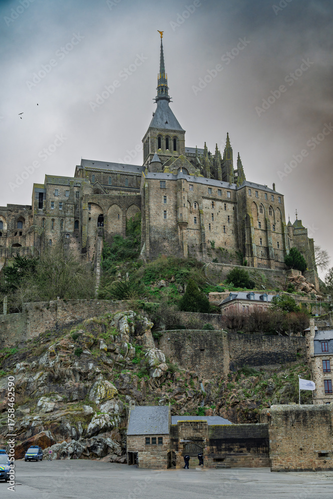 Obraz premium Historic Mont Saint-Michel Abbey